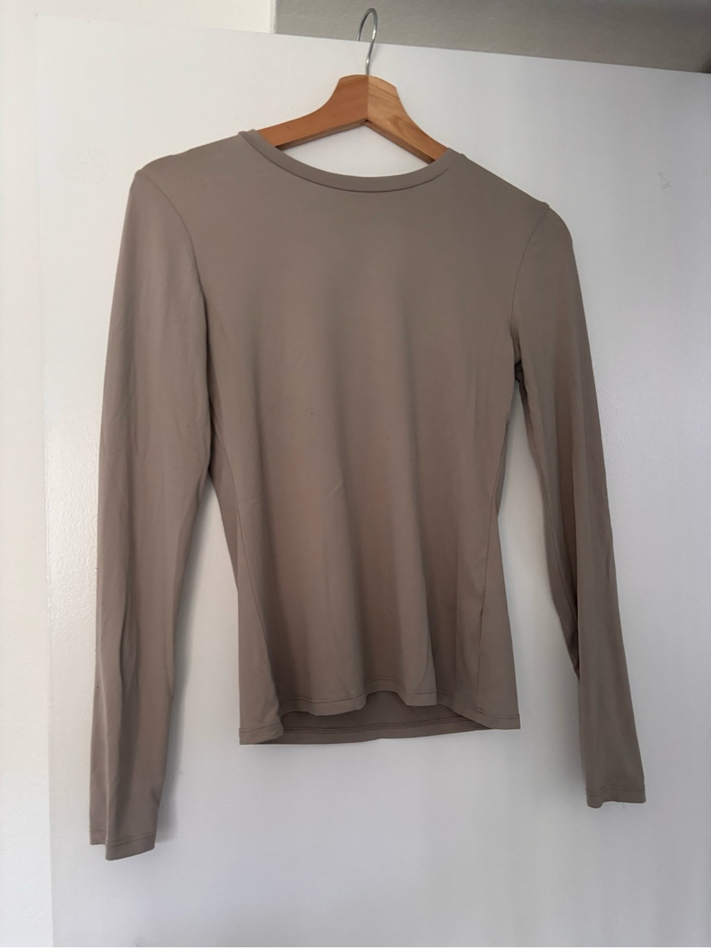 Women's Long Sleeve Crew Neck Top - Taupe